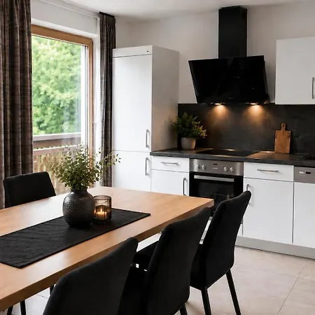 Appartments Am Bach - Riverside Герлос