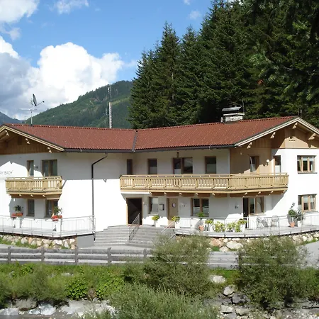 Appartments Am Bach - Riverside Apartament