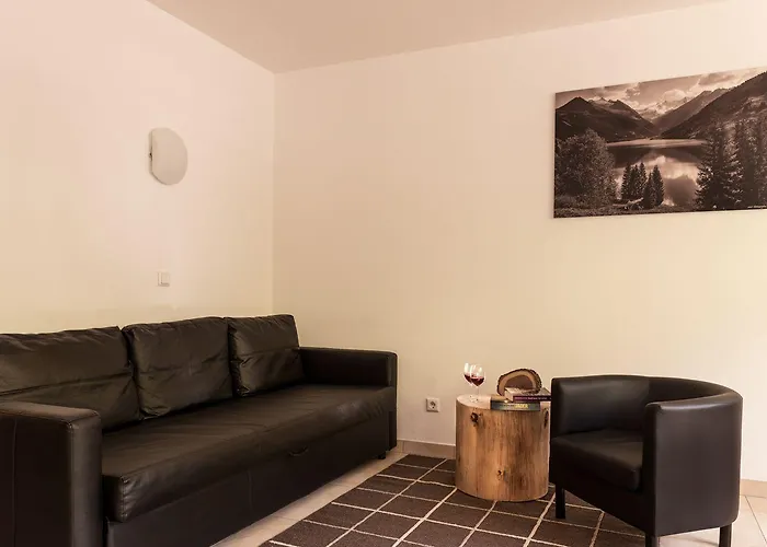 Апартаменти Appartments Am Bach - Riverside