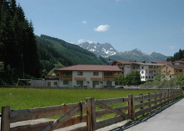 Appartments Am Bach - Riverside Апартаменти Герлос